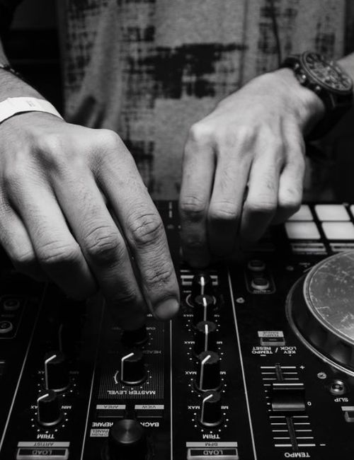 DJ Pult