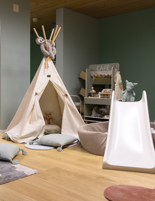 Kids Club im Adula Hotel